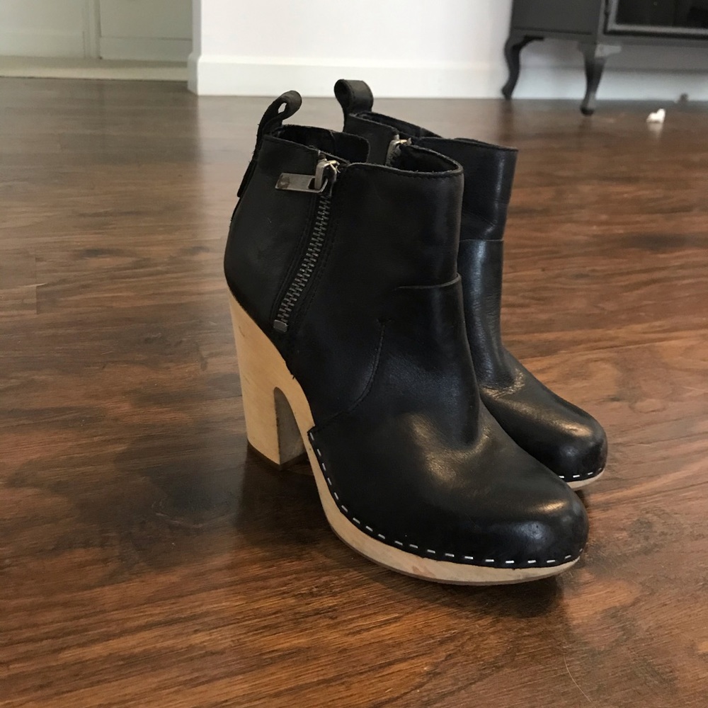 Dolce Vita high heeled clog